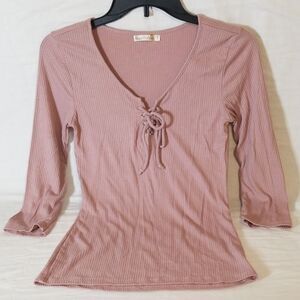 Heart & Hips V-Neck‎ Quarter Length Sleeve Blouse